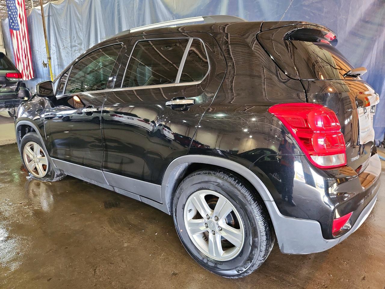 2019 CHEVROLET TRAX 1LT — снимка 2