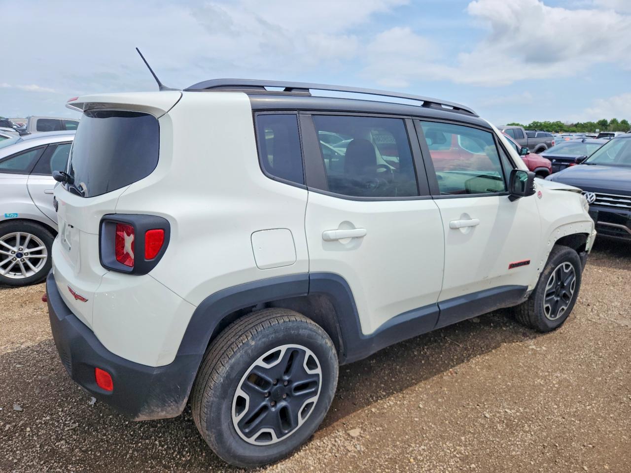 2015 JEEP RENEGADE TRAILHAWK — снимка 3