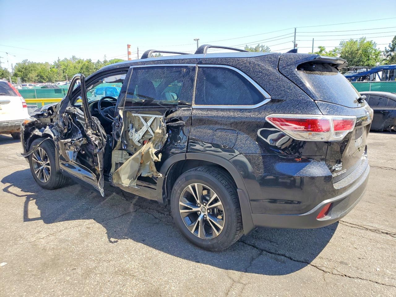 2016 TOYOTA HIGHLANDER XLE — снимка 2