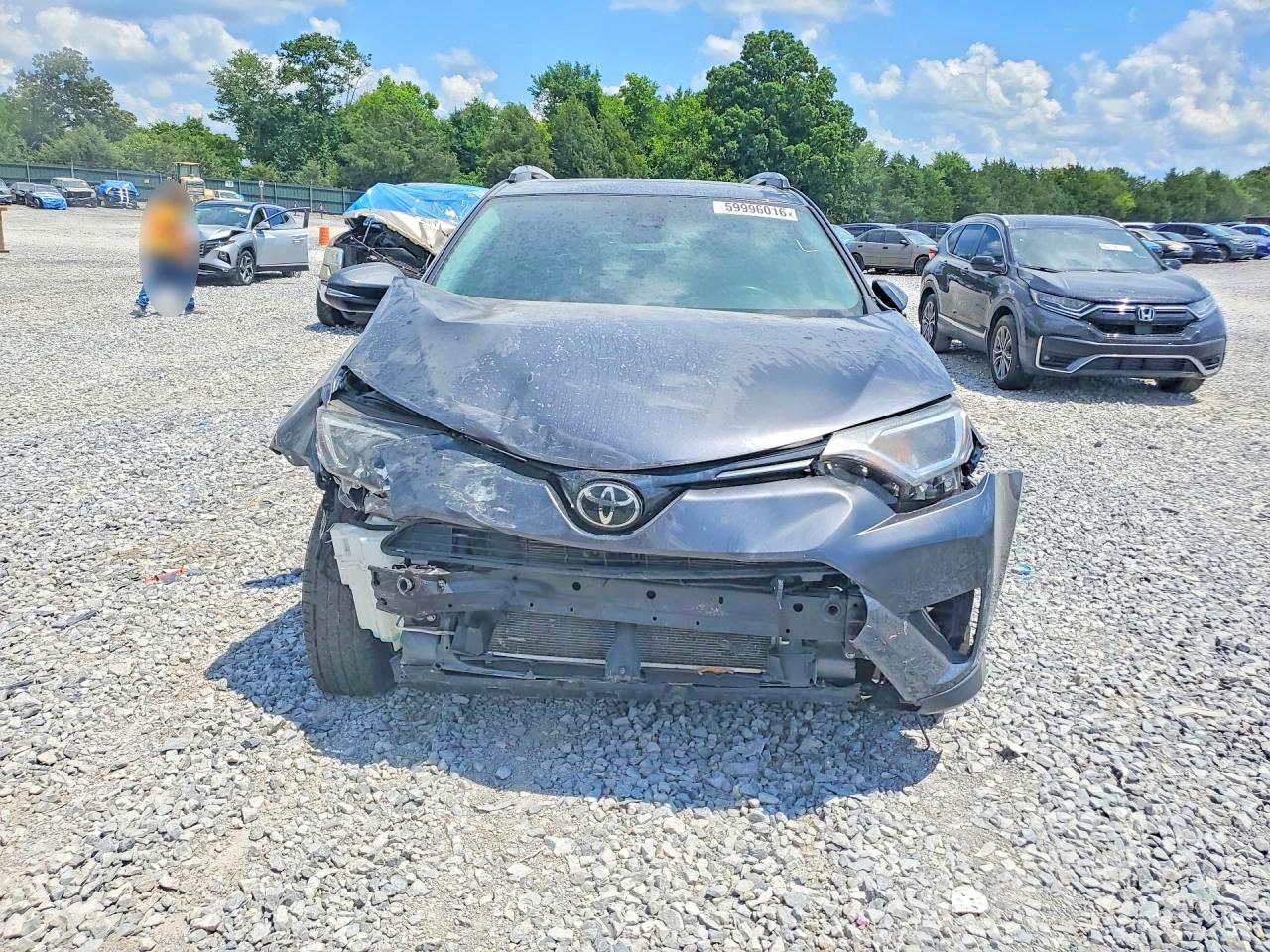 2018 TOYOTA RAV4 XLE — снимка 5