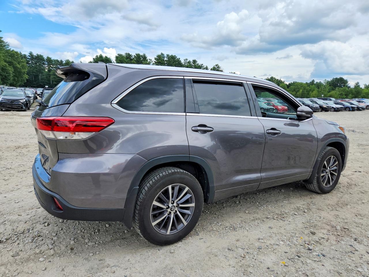 2017 TOYOTA HIGHLANDER XLE — снимка 3