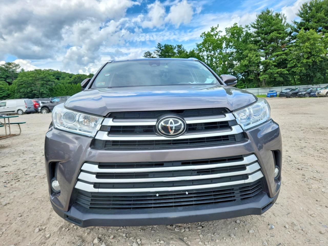 2017 TOYOTA HIGHLANDER XLE — снимка 5