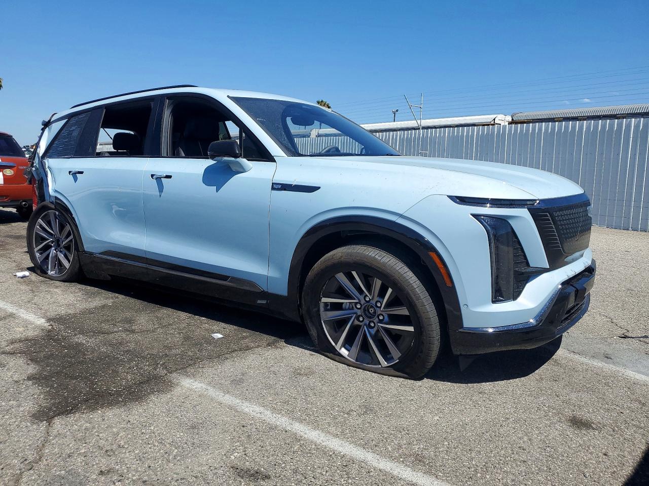 2026 CADILLAC VISTIQ SPORT — снимка 4