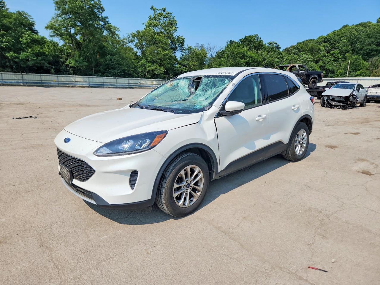 2021 FORD ESCAPE SE