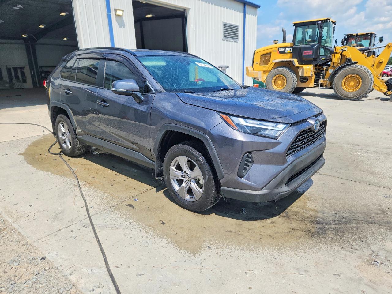 2024 TOYOTA RAV4 HYBRID XLE — снимка 4