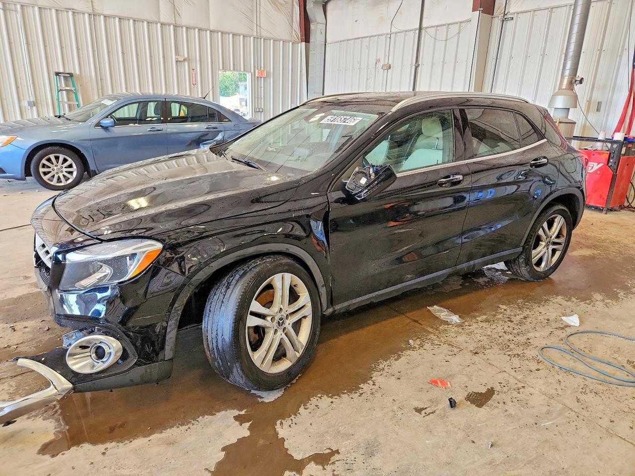 2018 MERCEDES-BENZ GLA 250 4MATIC
