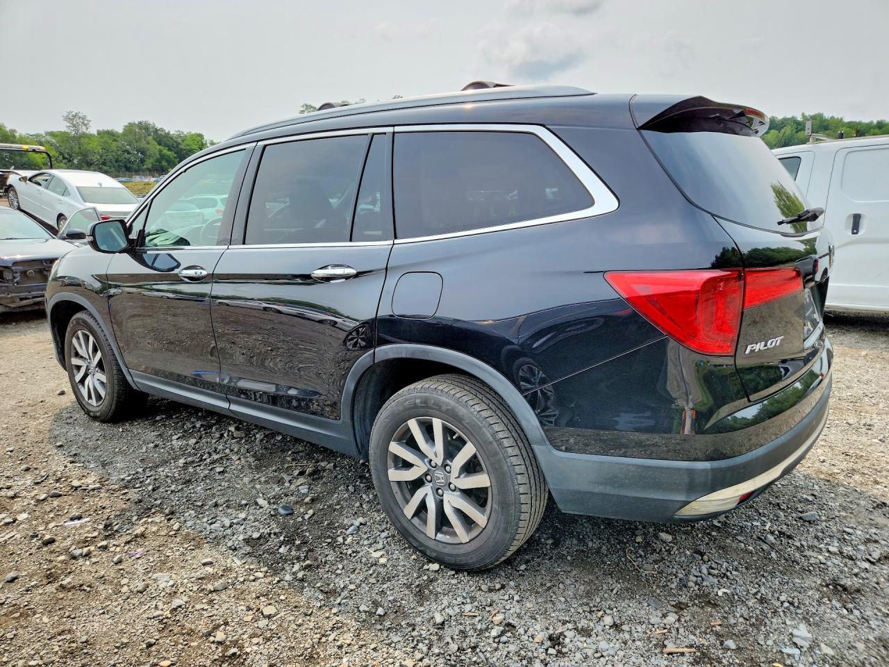 2016 HONDA PILOT TOURING — снимка 2