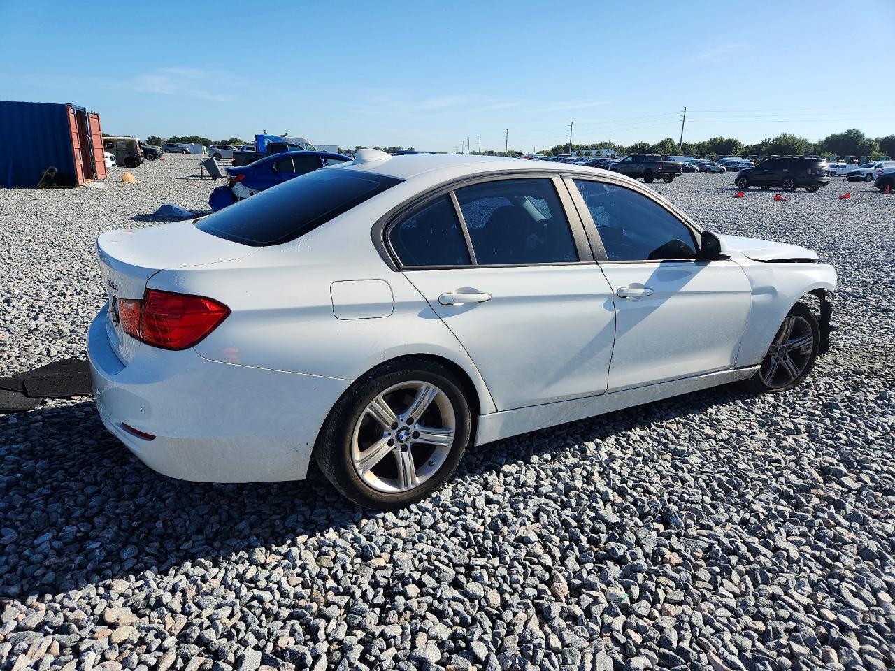 2015 BMW 328 I — снимка 3