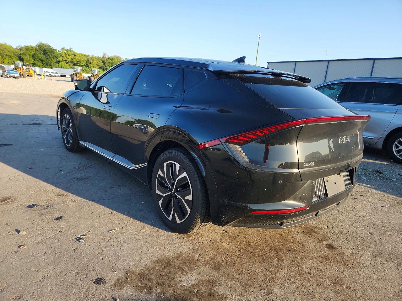 2023 KIA EV6 WIND — снимка 2