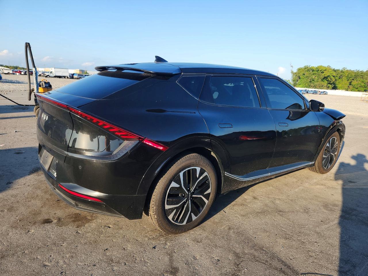 2023 KIA EV6 WIND — снимка 3