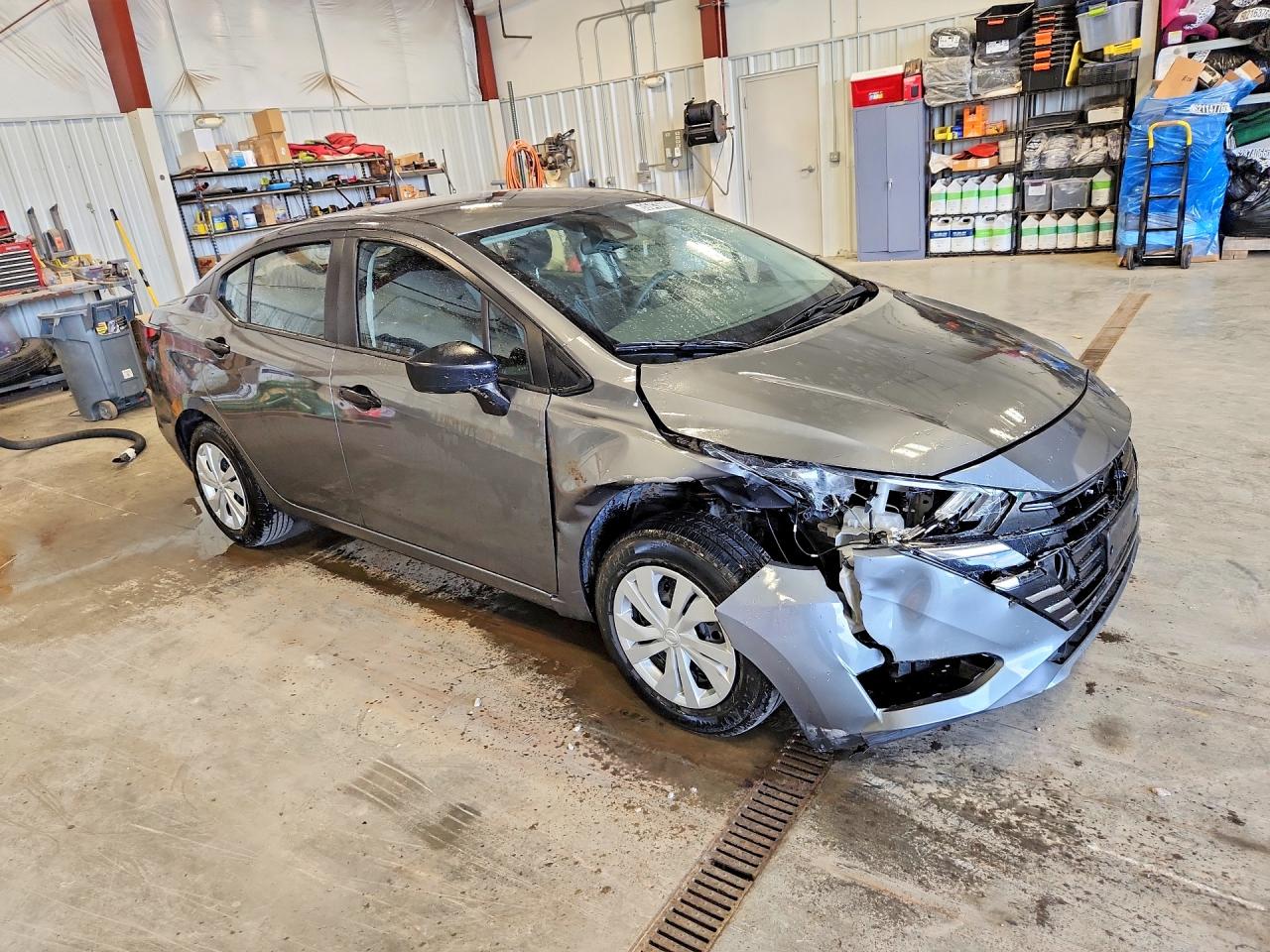 2025 NISSAN VERSA S — снимка 4