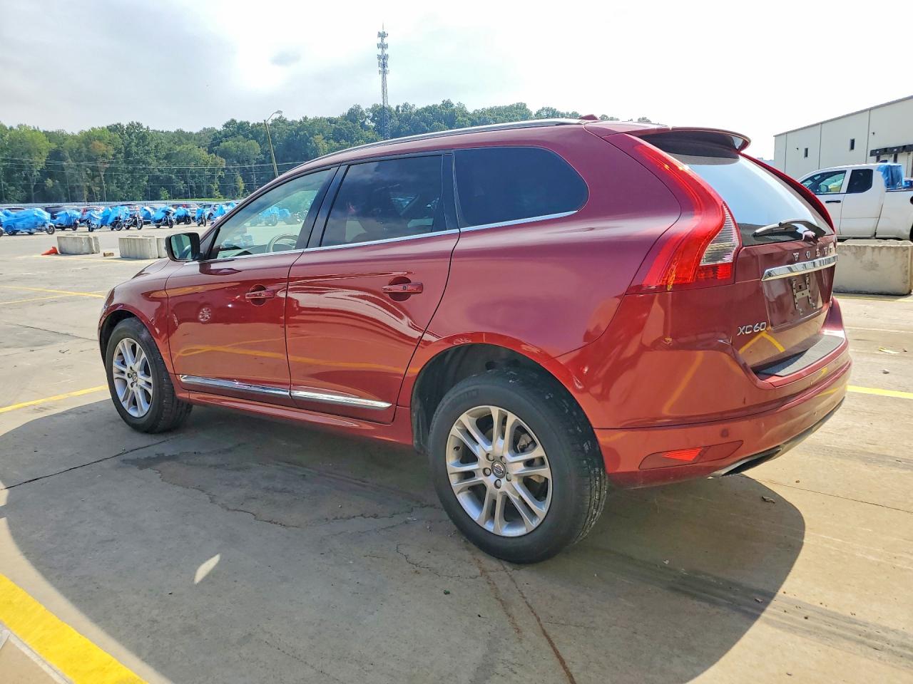 2016 VOLVO XC60 T5 PREMIER — снимка 2