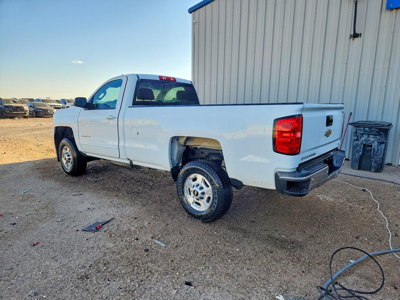 2017 CHEVROLET SILVERADO C2500 HEAVY DUTY LT — снимка 2