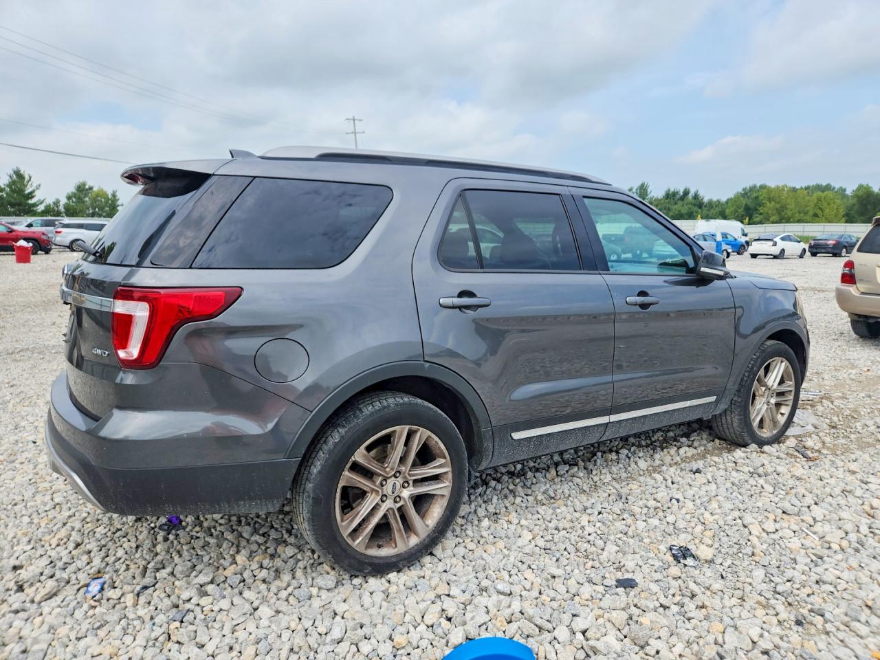 2017 FORD EXPLORER XLT — снимка 3