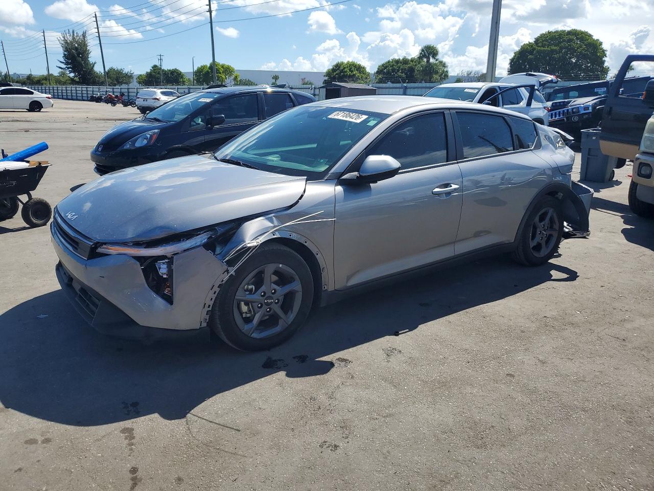 2025 KIA K4 LXS