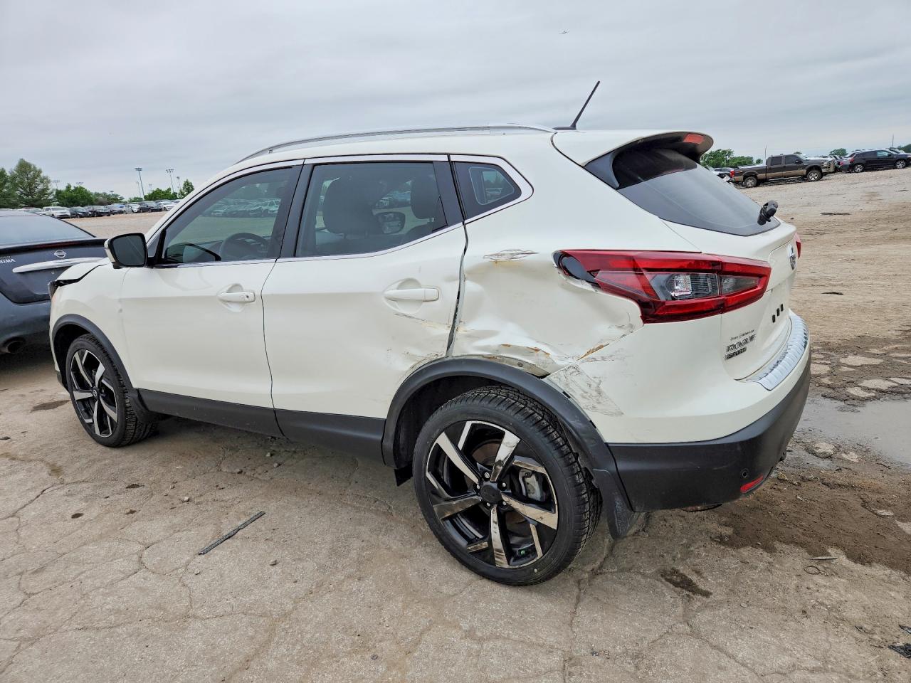 2022 NISSAN ROGUE SPORT SL — снимка 2
