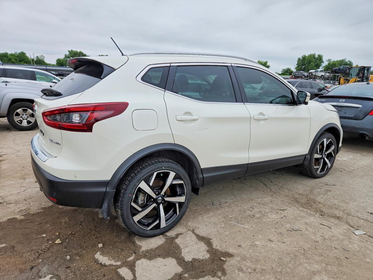2022 NISSAN ROGUE SPORT SL — снимка 3