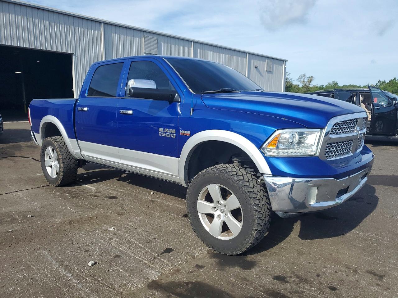2017 RAM 1500 LARAMIE — снимка 4