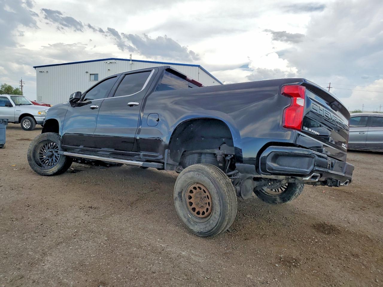 2021 CHEVROLET SILVERADO K1500 HIGH COUNTRY — снимка 2