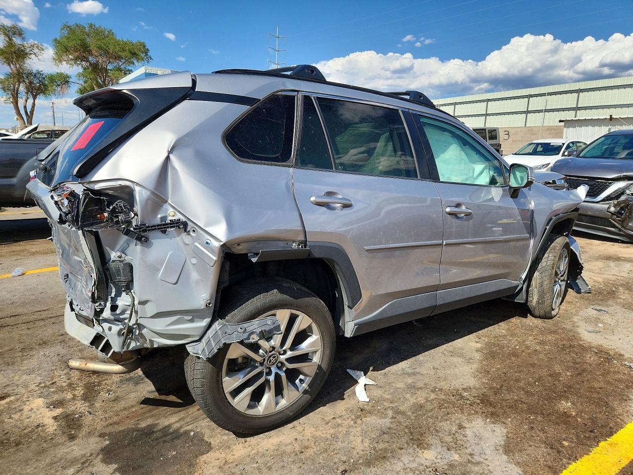2021 TOYOTA RAV4 XLE PREMIUM — снимка 3