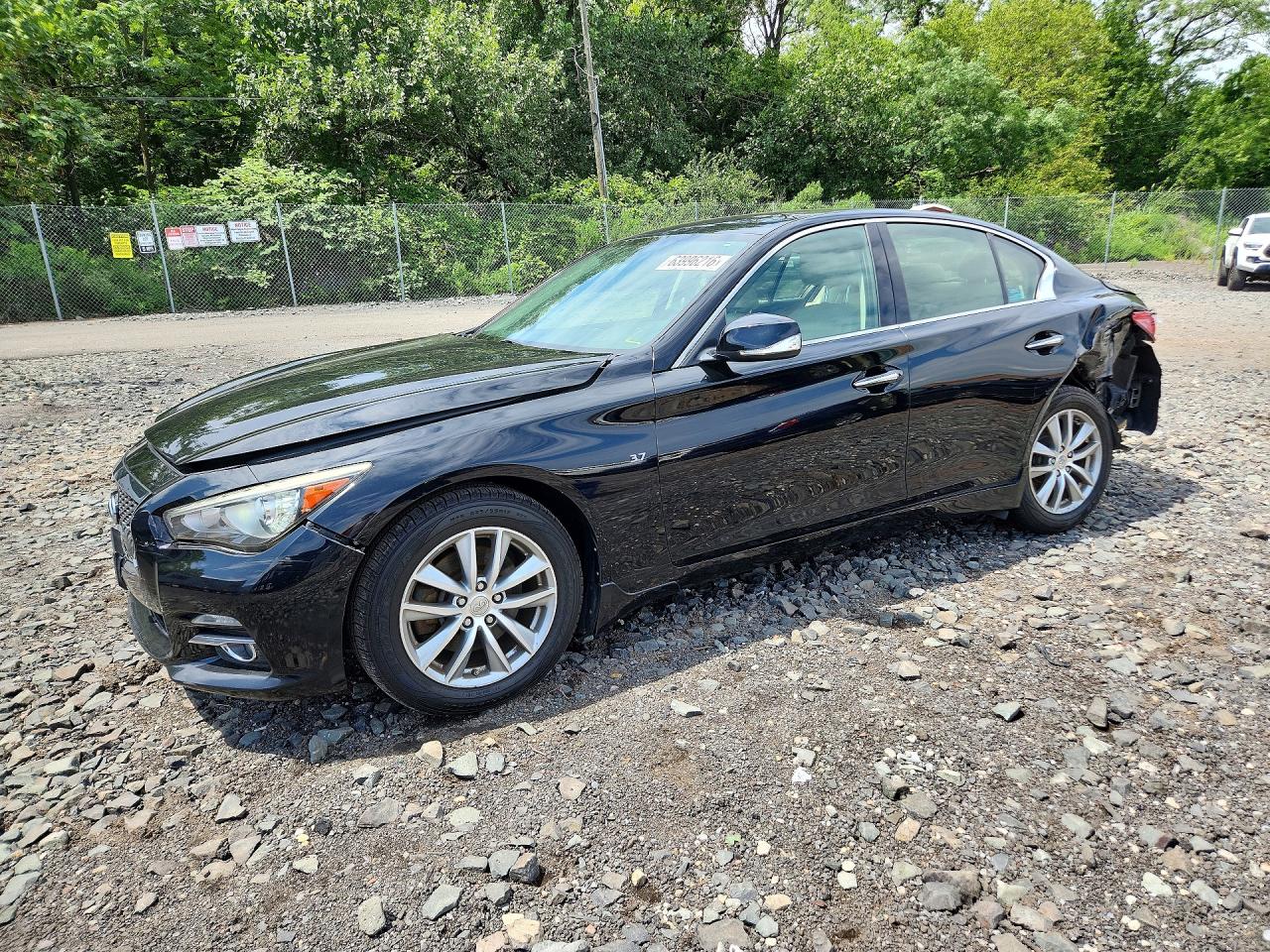 2015 INFINITI Q50 BASE