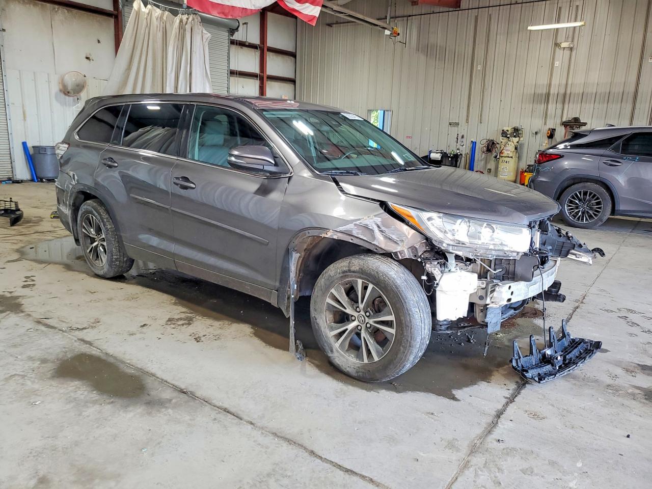 2018 TOYOTA HIGHLANDER LE — снимка 4