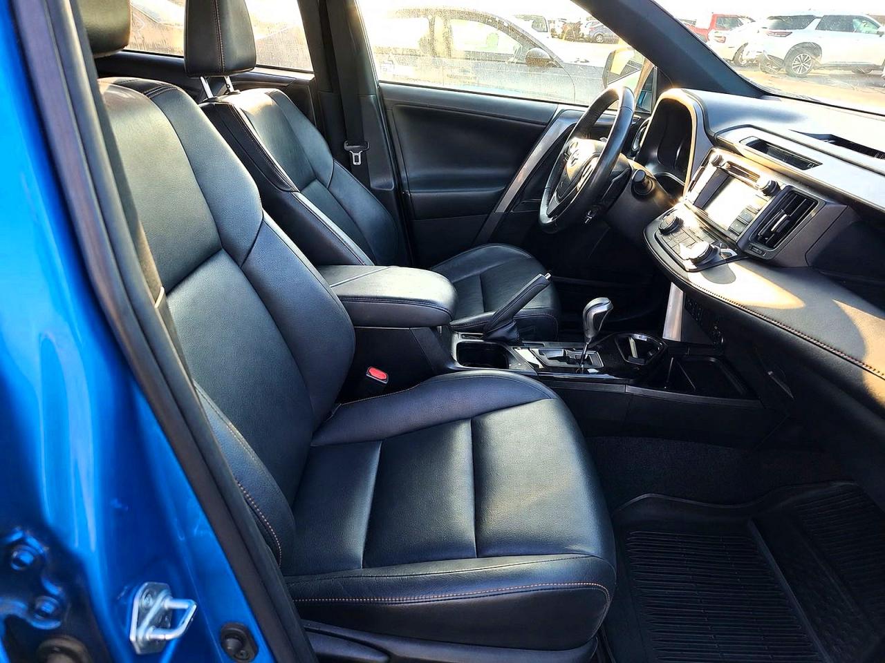 2017 TOYOTA RAV4 SE — снимка 5