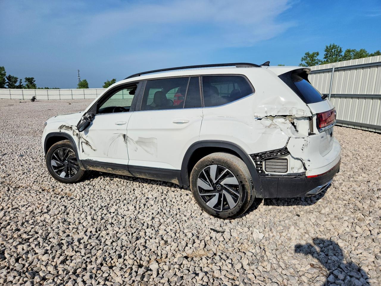 2025 VOLKSWAGEN ATLAS SE — снимка 2