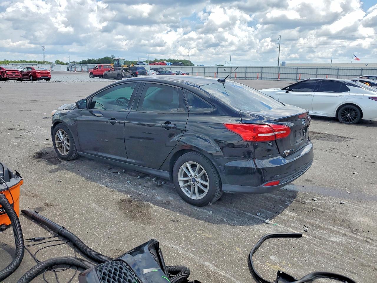 2018 FORD FOCUS SE — снимка 2
