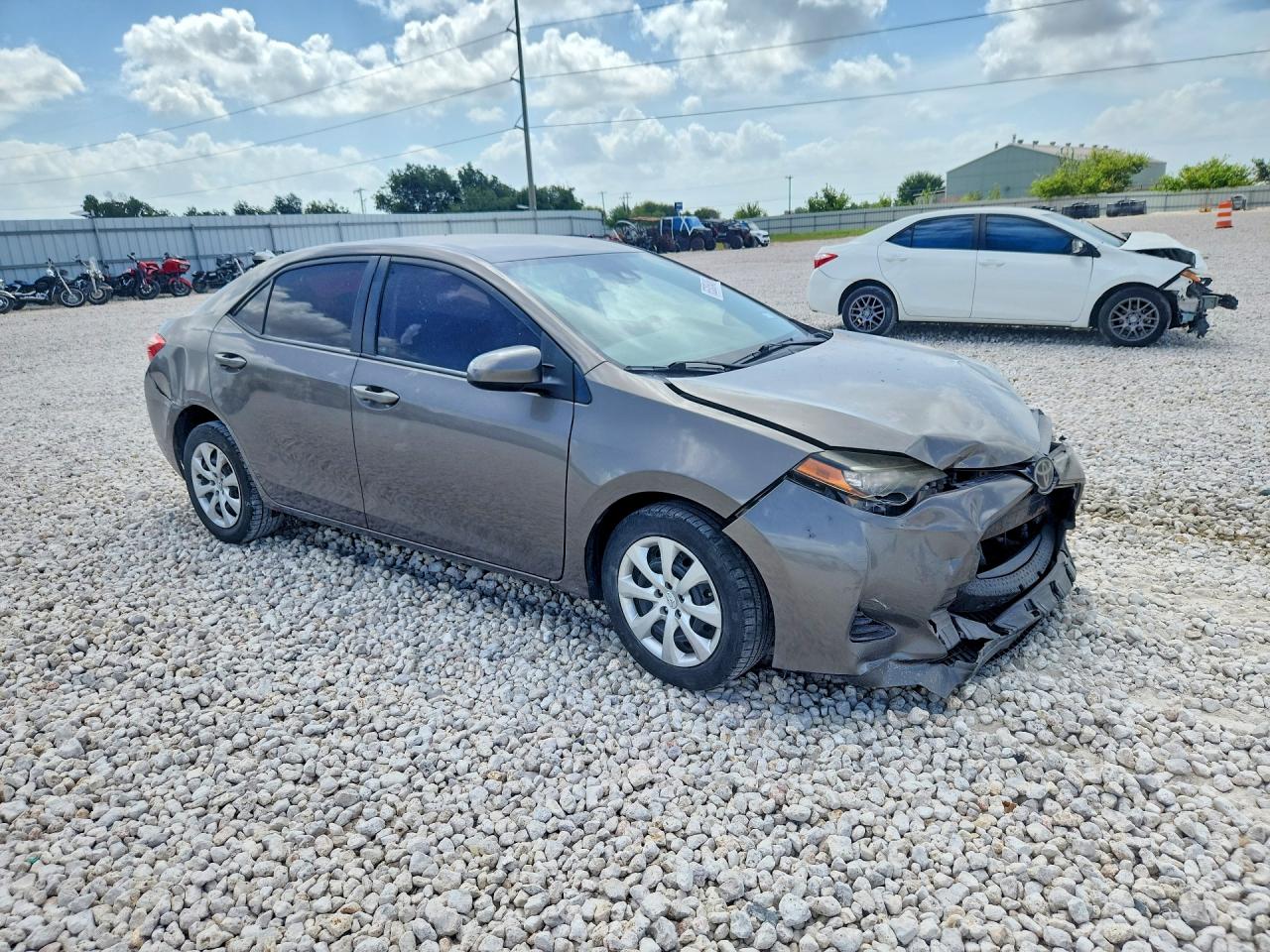 2017 TOYOTA COROLLA LE — снимка 4