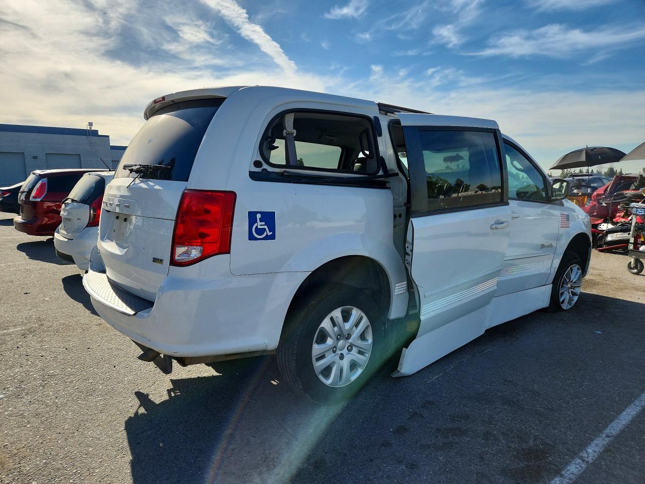 2017 DODGE GRAND CARAVAN SE — снимка 3