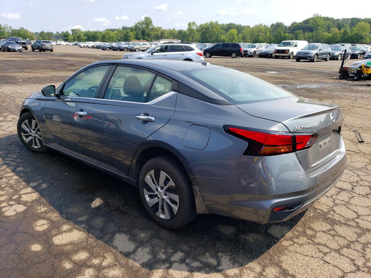 2019 NISSAN ALTIMA S — снимка 2