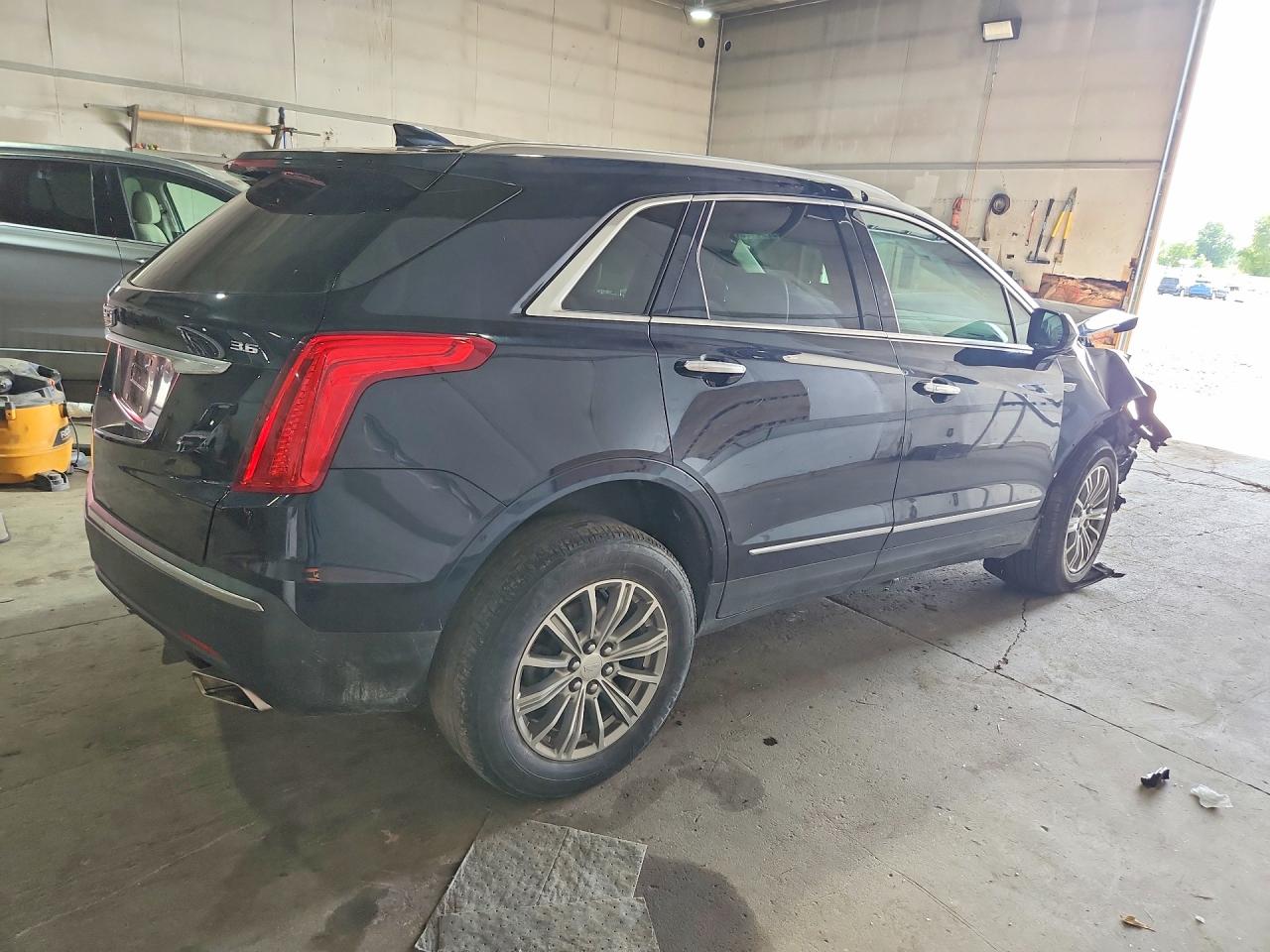 2017 CADILLAC XT5 LUXURY — снимка 3