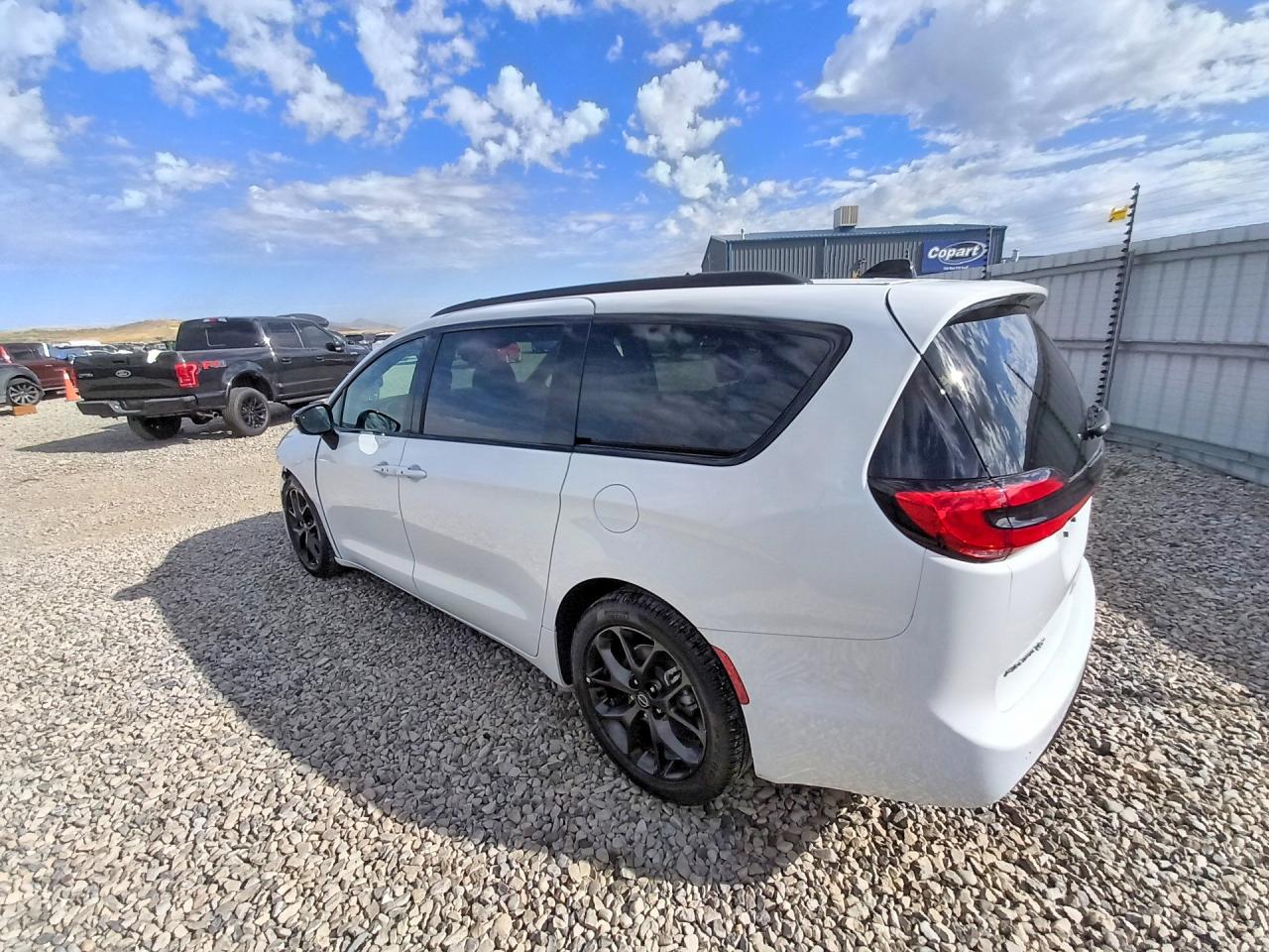 2026 CHRYSLER PACIFICA SELECT — снимка 2