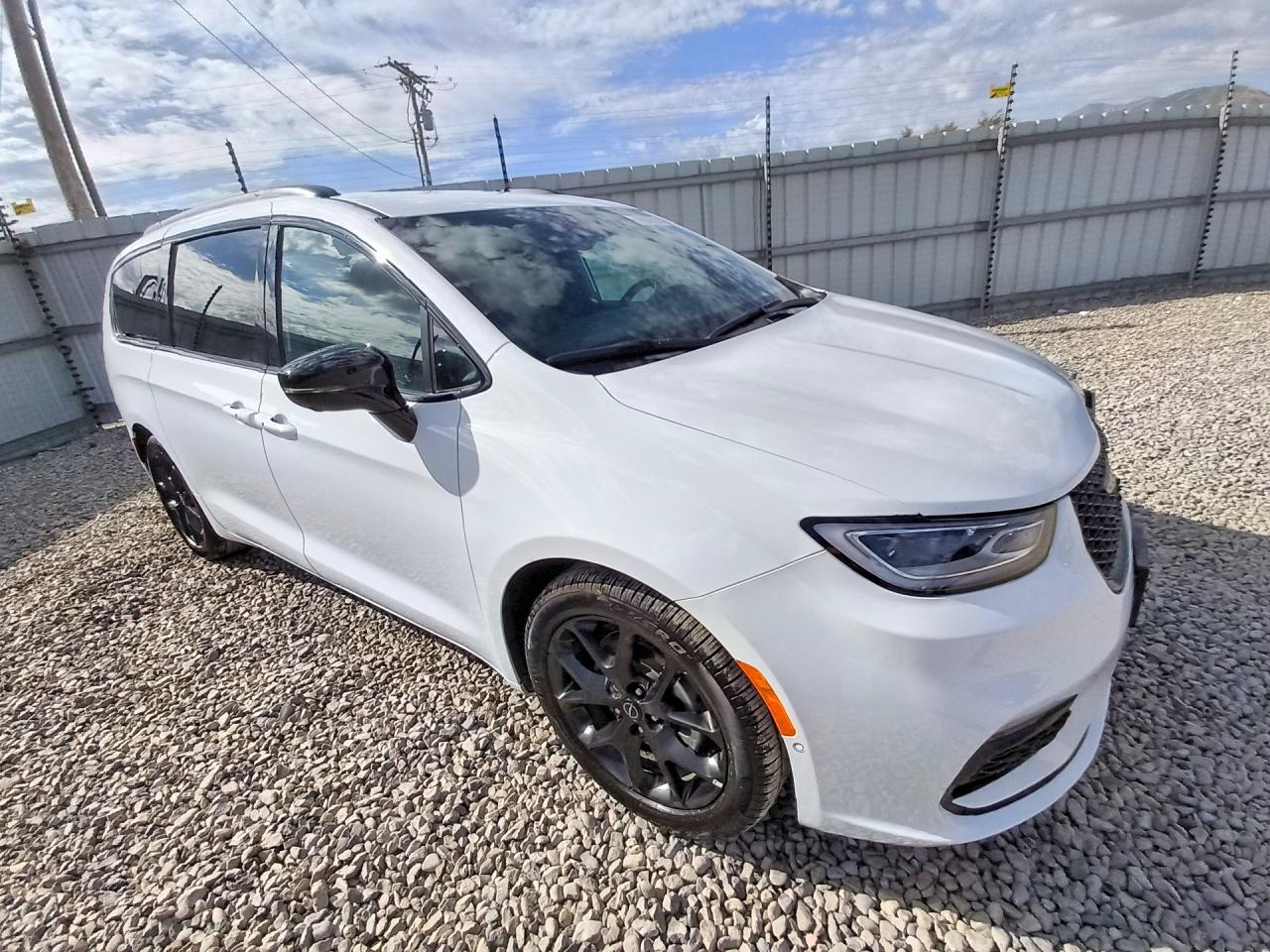 2026 CHRYSLER PACIFICA SELECT — снимка 4