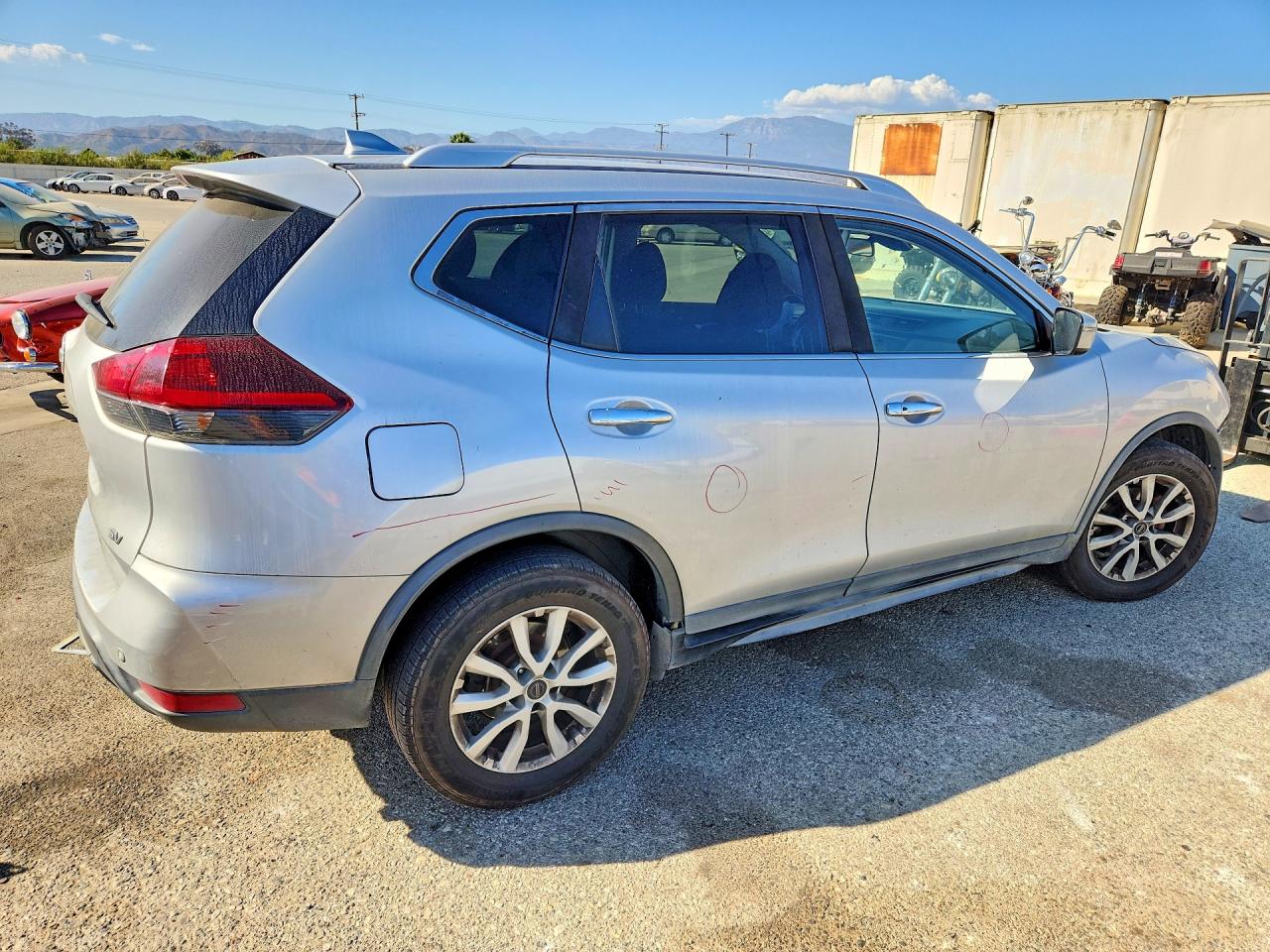 2020 NISSAN ROGUE SV — снимка 3