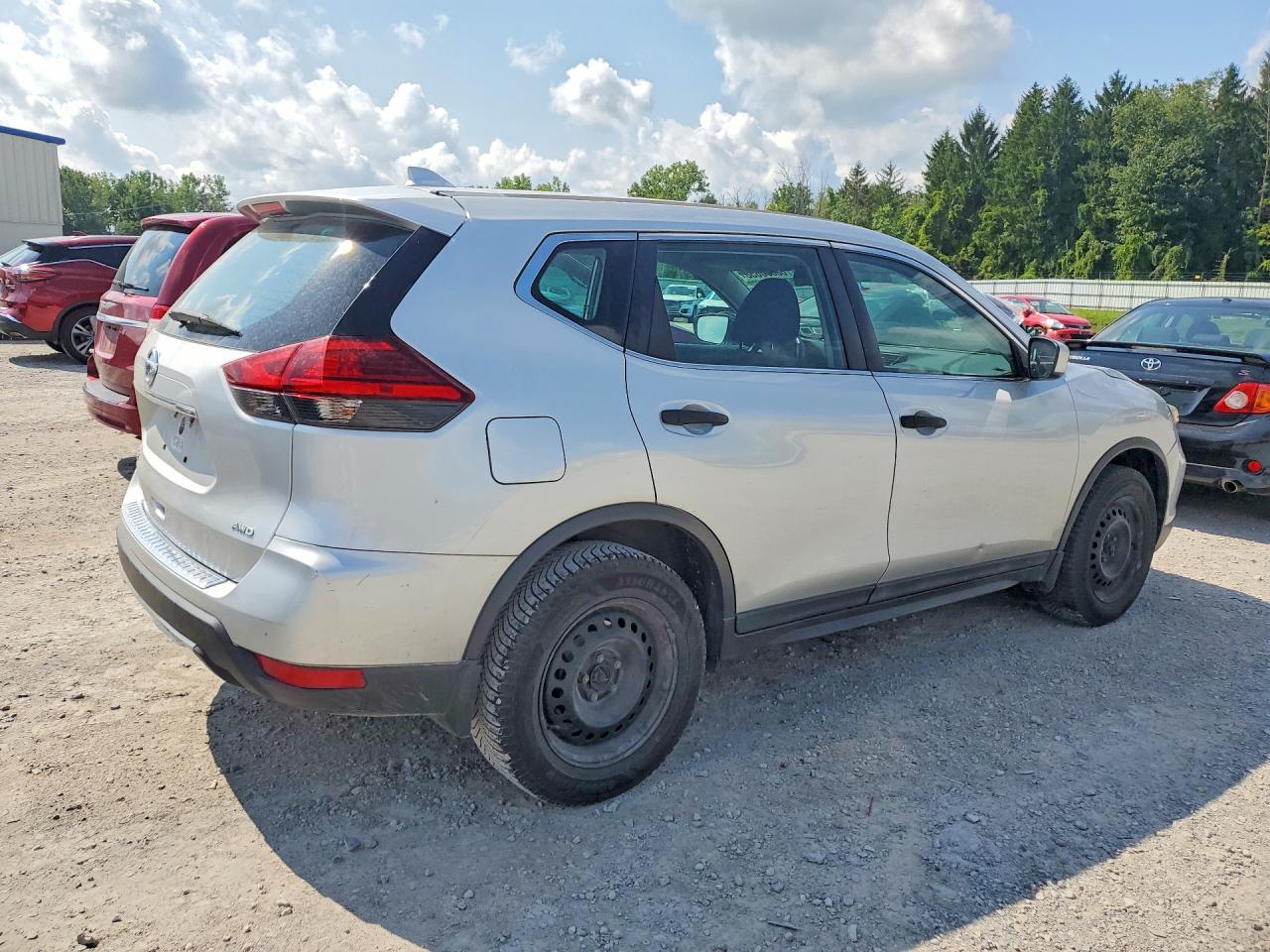 2017 NISSAN ROGUE S — снимка 3