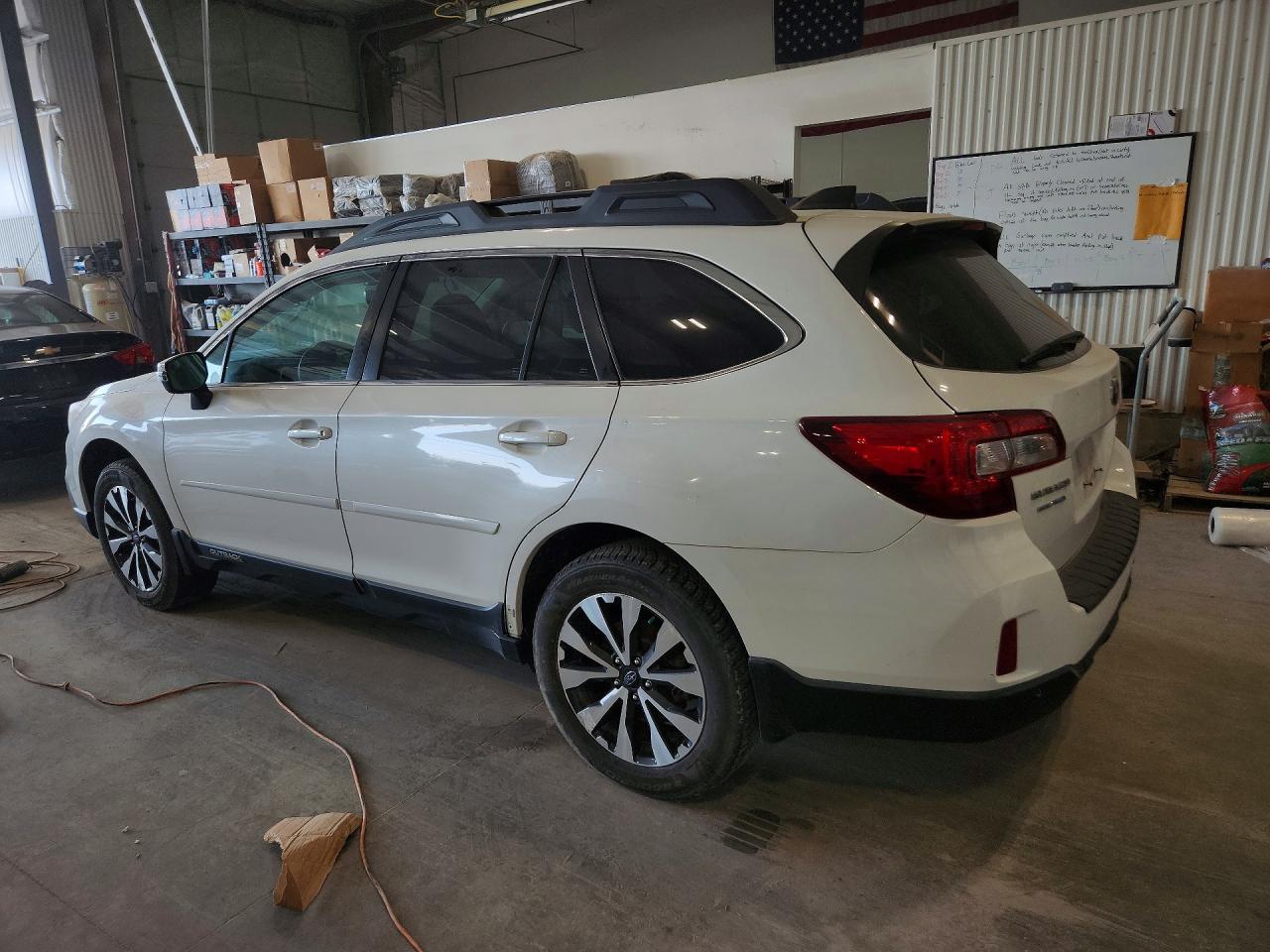 2017 SUBARU OUTBACK 2.5I LIMITED — снимка 2