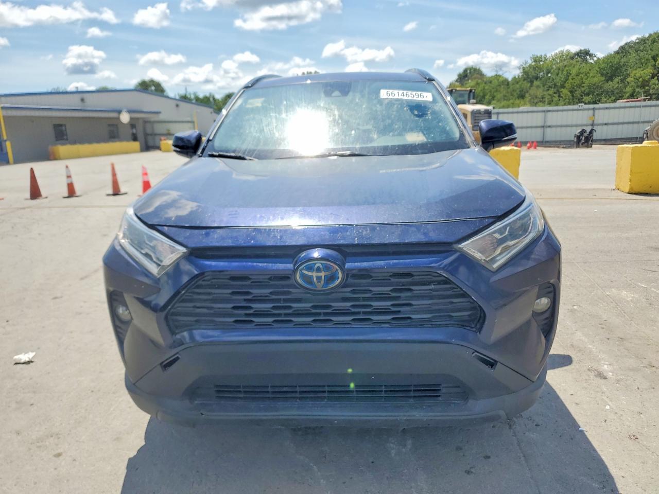 2020 TOYOTA RAV4 HYBRID XLE — снимка 5