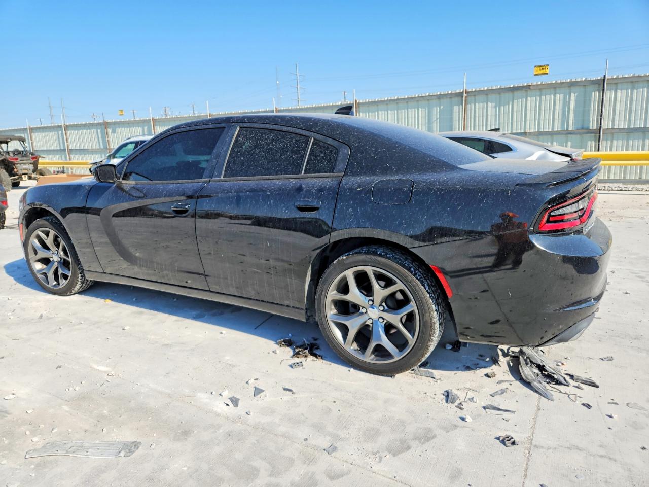 2015 DODGE CHARGER SXT — снимка 2