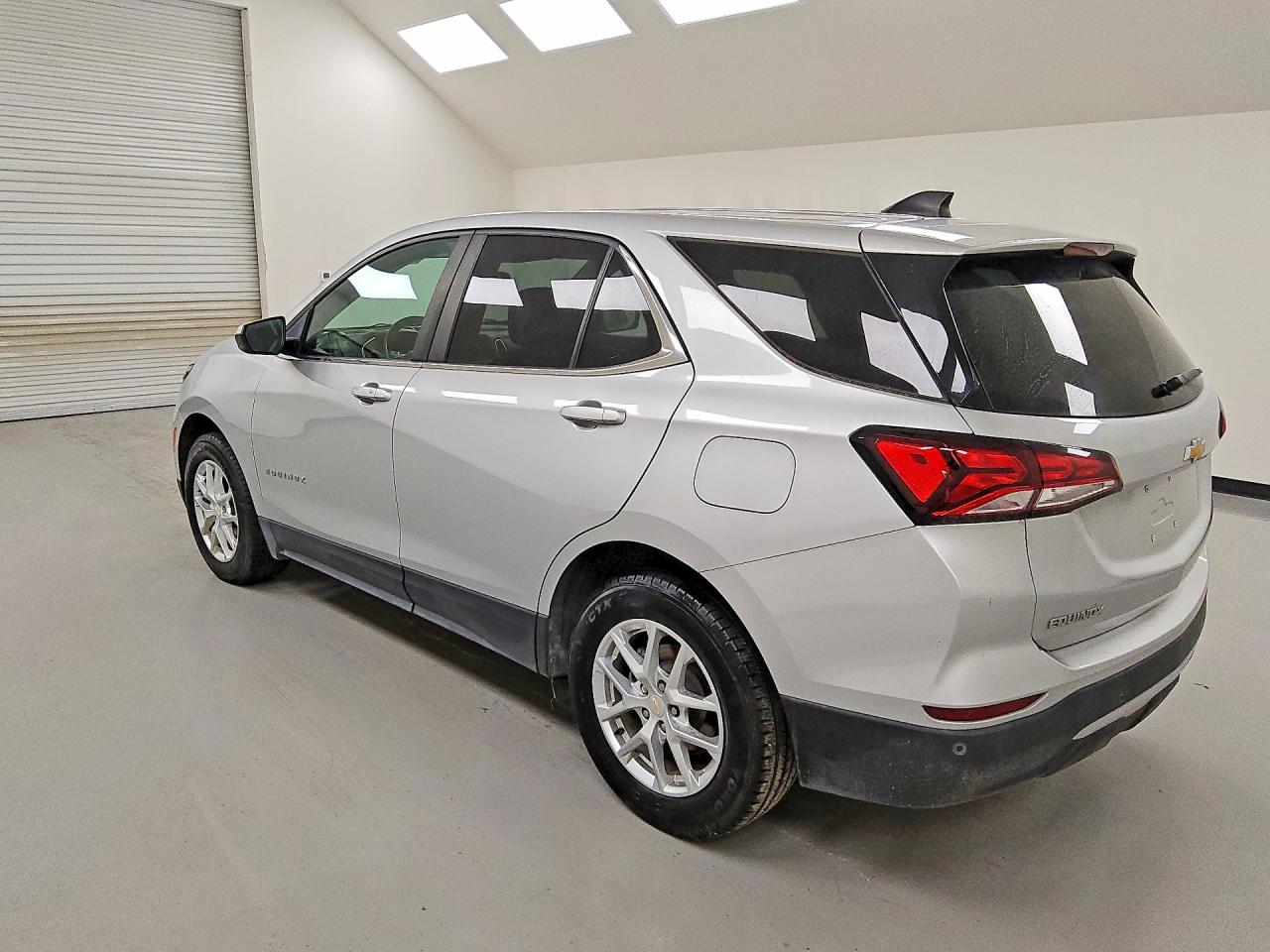 2022 CHEVROLET EQUINOX LT — снимка 2