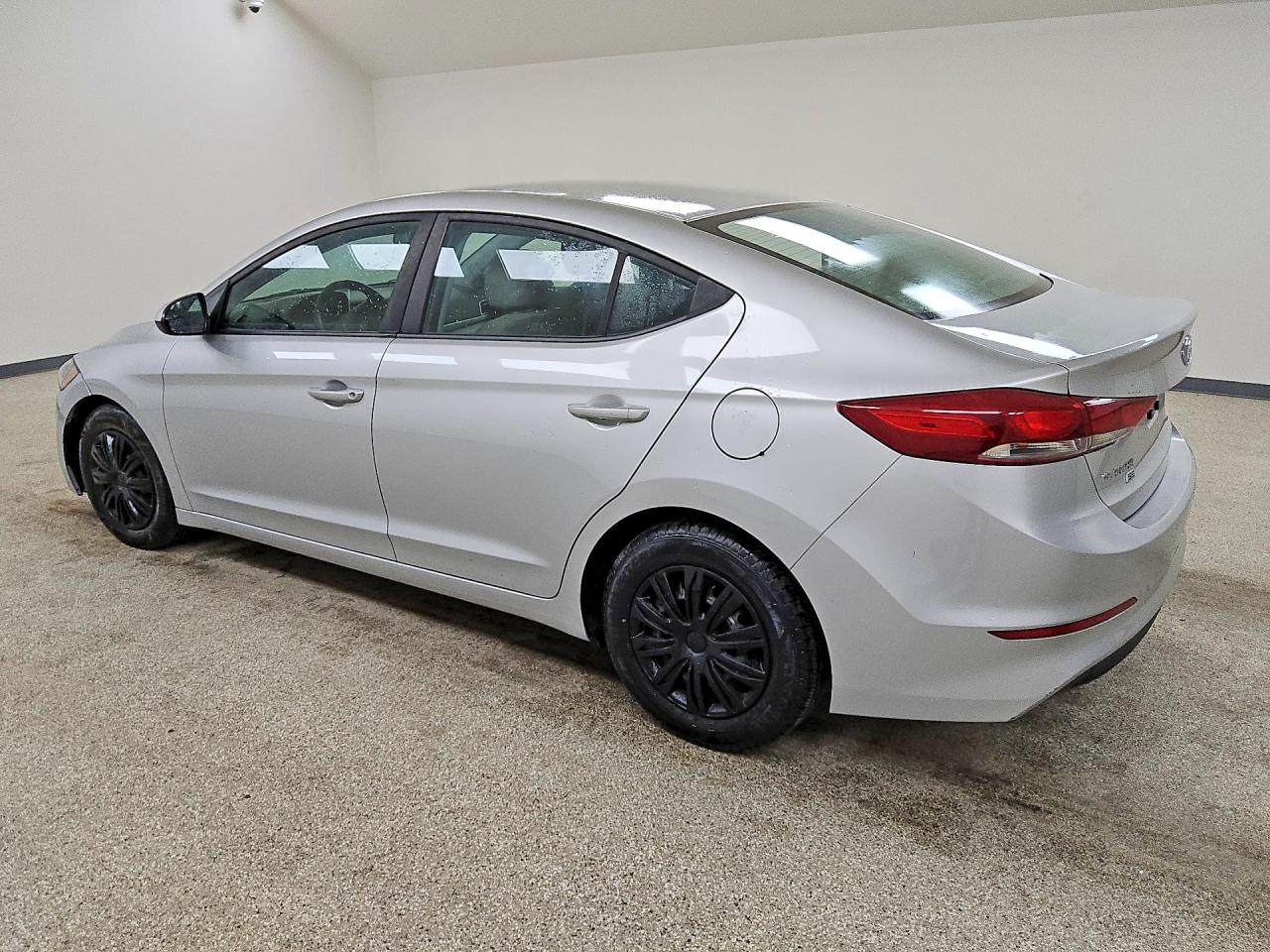 2018 HYUNDAI ELANTRA SE — снимка 2