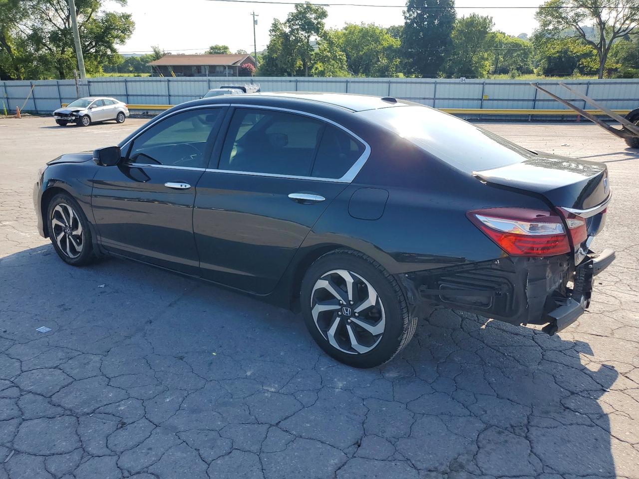 2017 HONDA ACCORD EX — снимка 2