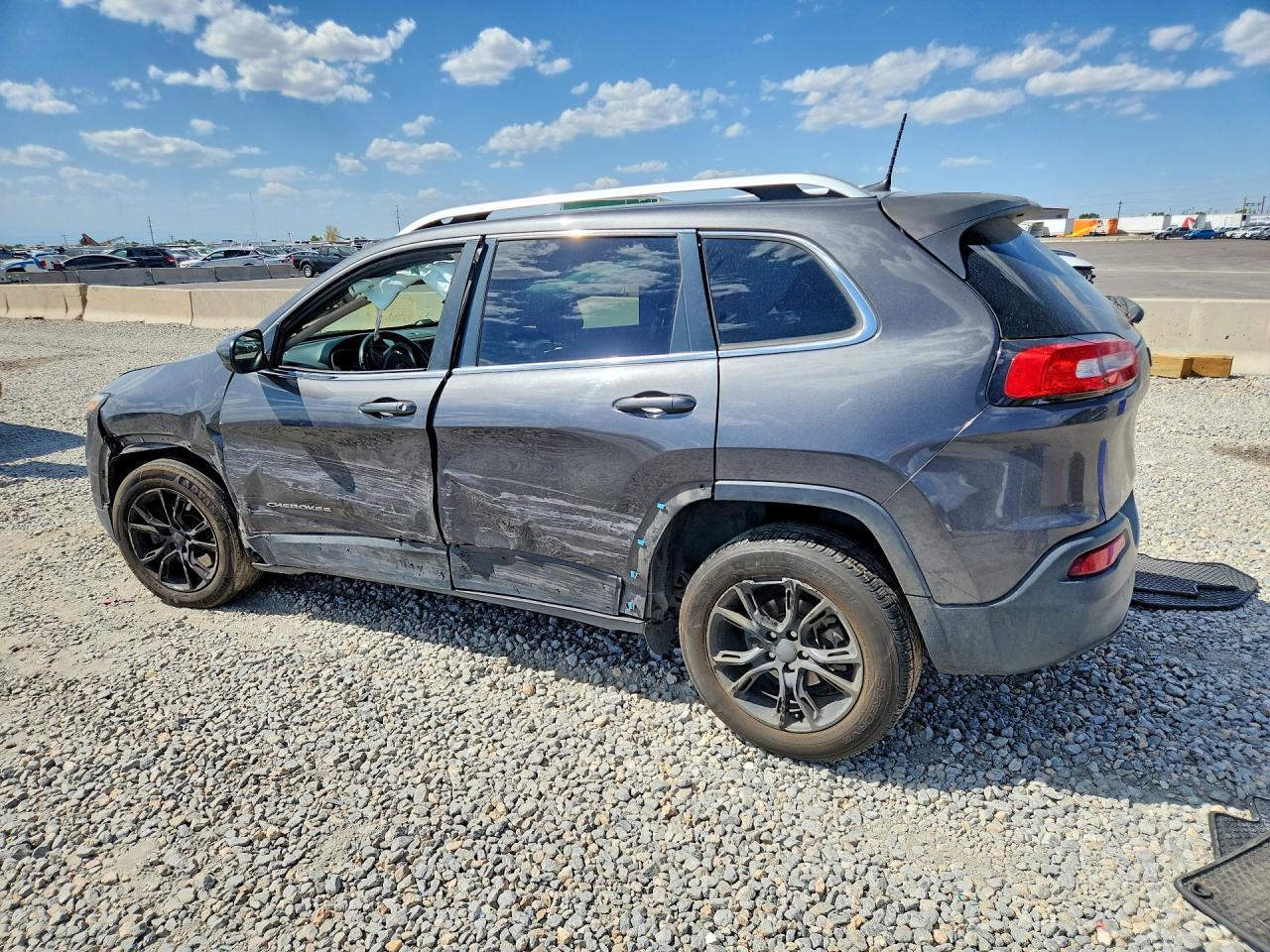 2016 JEEP CHEROKEE LATITUDE — снимка 2