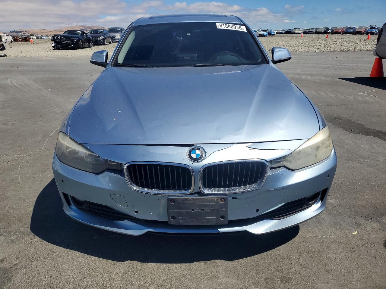 2013 BMW 320 I — снимка 5