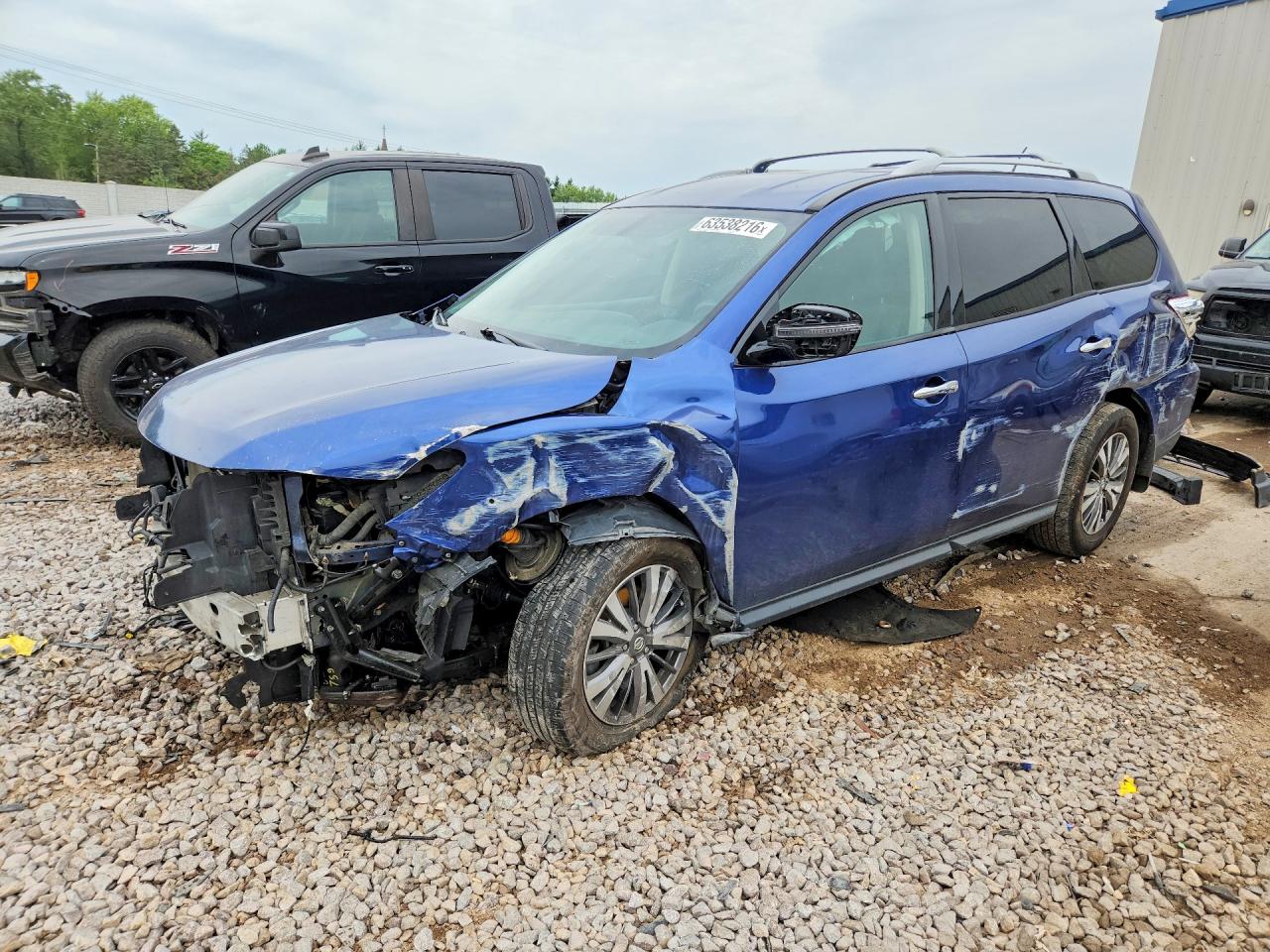 2018 NISSAN PATHFINDER SV