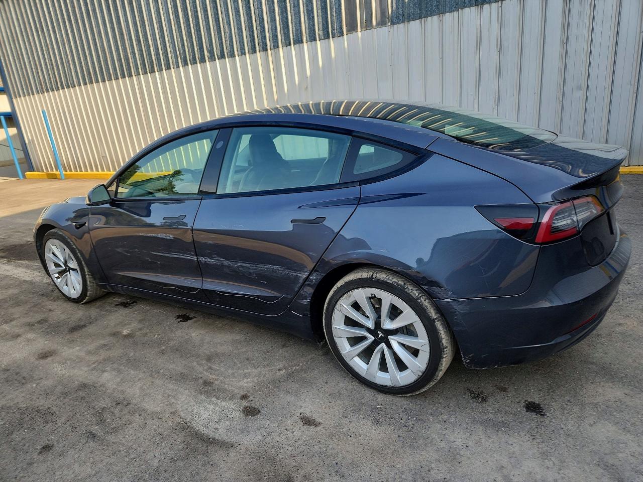 2022 TESLA MODEL 3 — снимка 2