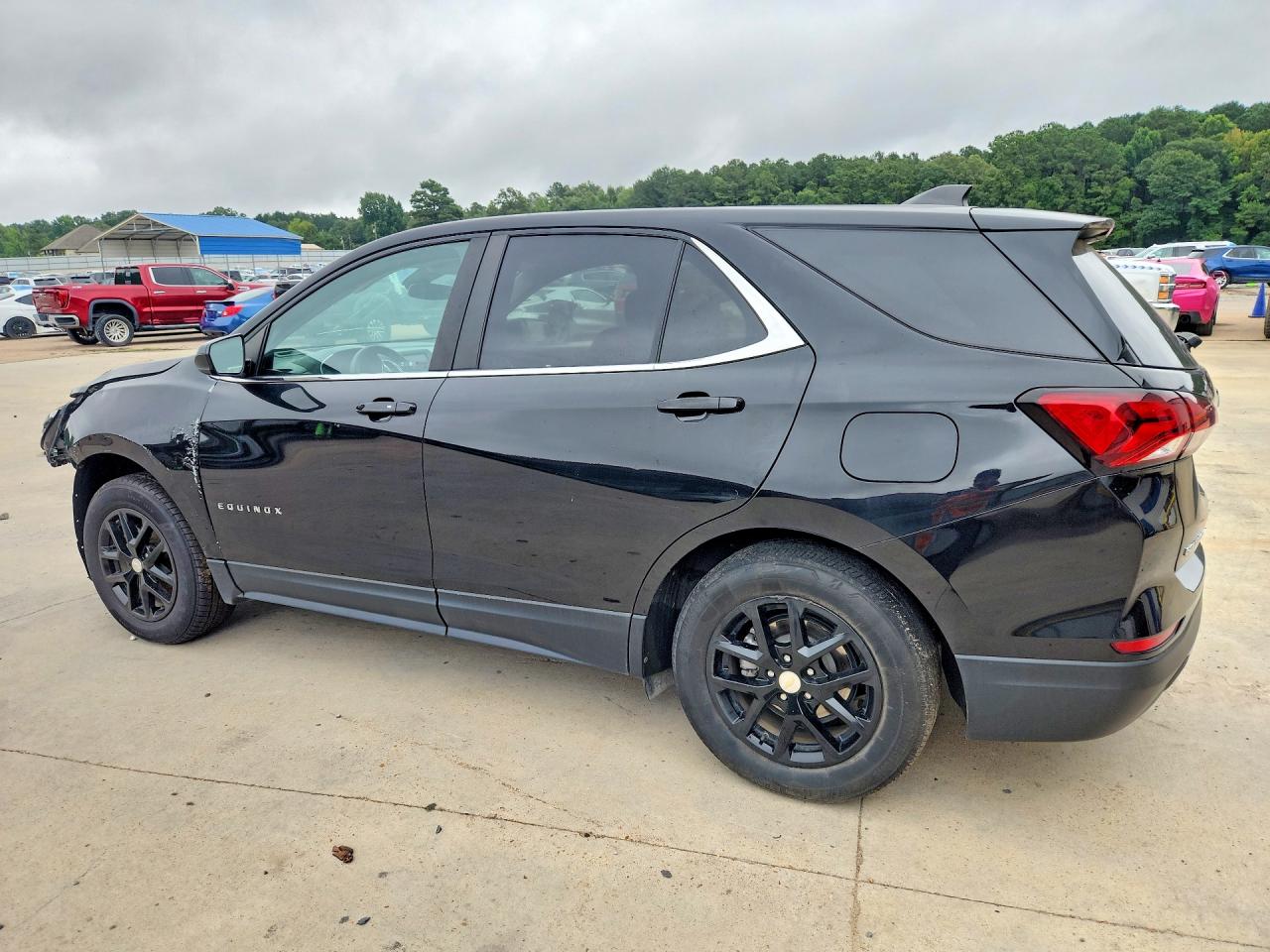 2023 CHEVROLET EQUINOX LT — снимка 2