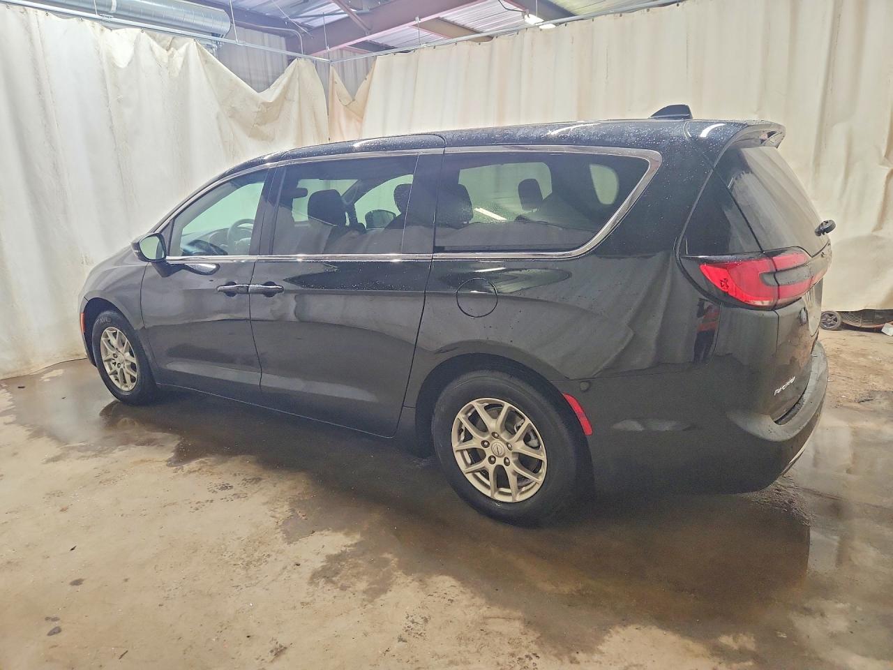 2026 CHRYSLER PACIFICA SELECT — снимка 2