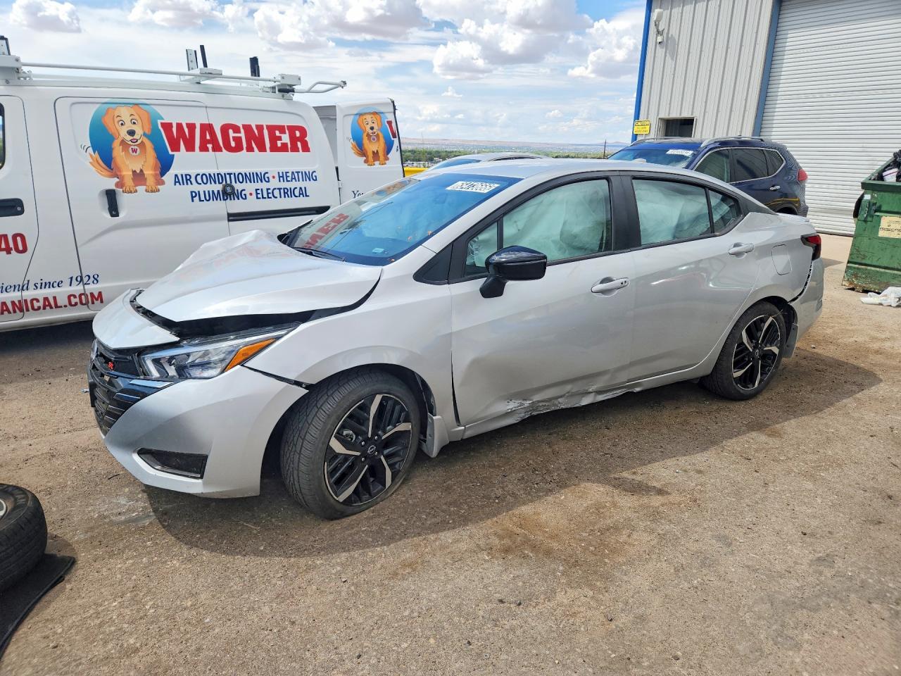 2025 NISSAN VERSA SR